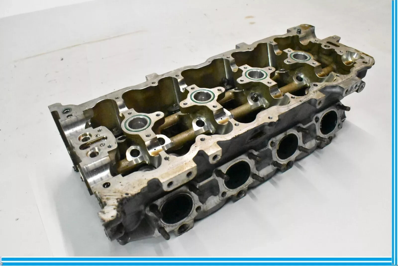14-20 Maserati Quattroporte GTS Engine Right Side Cylinder Head 2282005 OEM