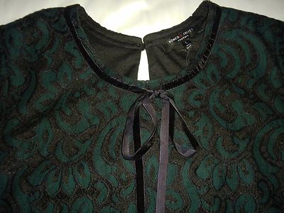 shani floral lace dress Shani Colorblock Fit and Flare Lace Dress - Black main image 1