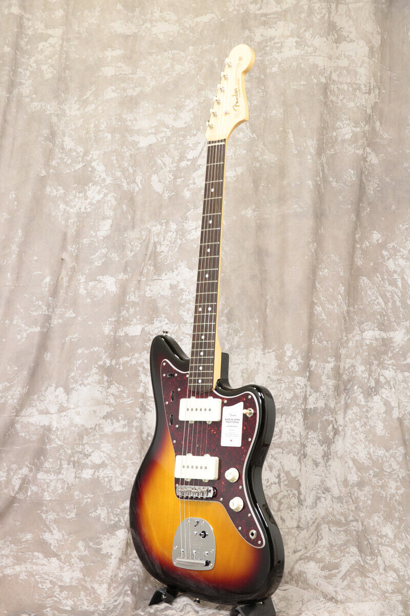 New Fender Made in Japan Traditional 60s Jazzmaster 3-Color Sunburst From  Japan