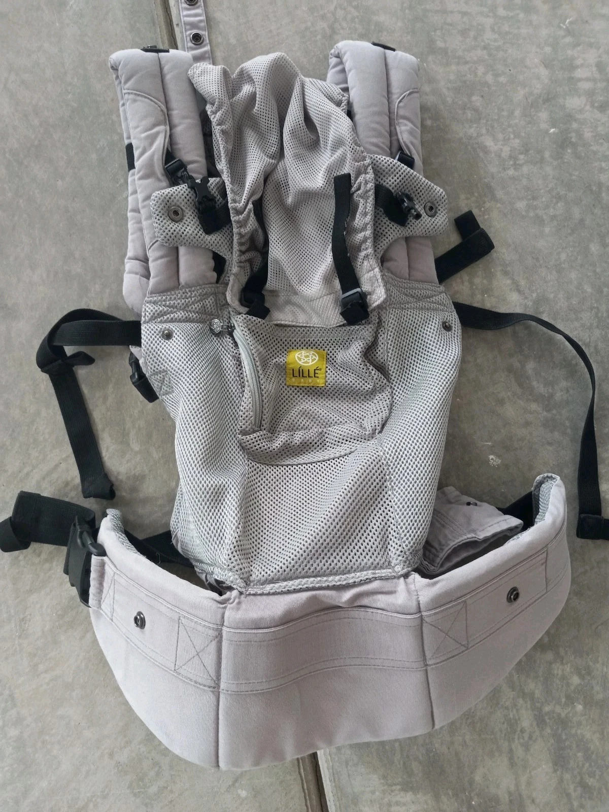 LILLE Baby Airflow Child Baby Carrier Gray - Good preowned condition!
Opens in a new window or tab