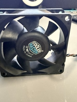 Cooler Master CM12V  Delta AUB0712VH 70x25mm Cooling Fan PWM DC 12V 0.56A 4Pin