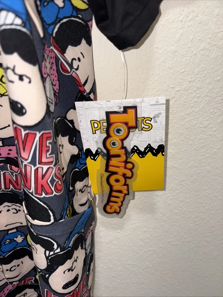 Lucy Cherokee Scrubs Tooniforms Peanuts V Neck Top 2XL New With Tags - Image 3 of 4