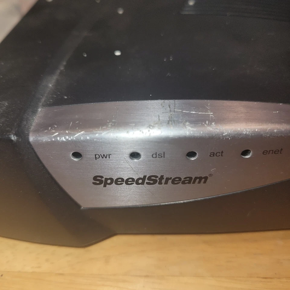 SpeedStream 5360 Ethernet ADSL Modem w/Ethernet Cord - Image 2 of 4