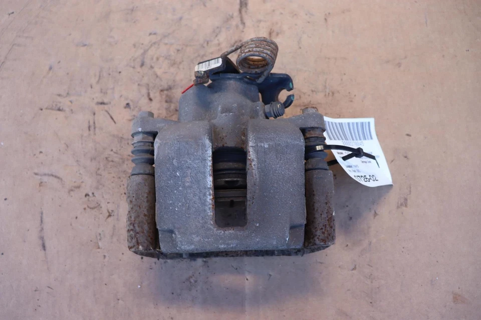 Pinça de freio traseira direita do lado do passageiro Ford Flex 2014-2019 fabricante de equipamento original - Imagem 2 de 4