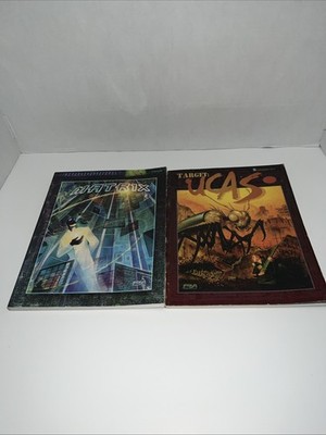 Shadowrun: Matrix (Shadowrun 7909) + Shadowrun Target UCAS 7214 paperback