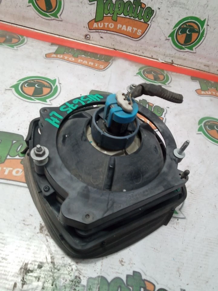 Driver Left Headlight Fits 03-09 HUMMER H2 3804300 - Image 2 of 4