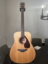 Yamaha Acoustic Guitar Red Label
