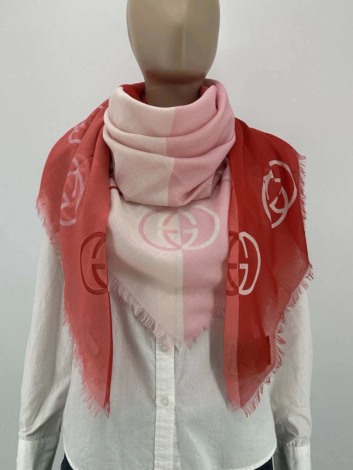NEUF Luxury Original GUCCI foulard 130 x 130 cm  742008 coton/cachemire