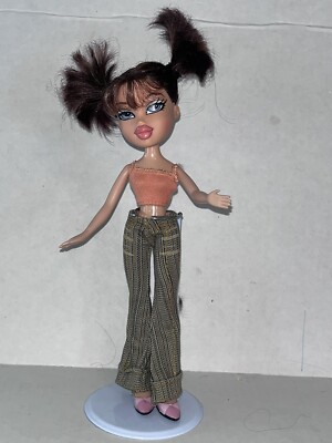 Vintage Bratz Dana Doll MGA Doll 2001   Y2K Blue Eyes Brunette