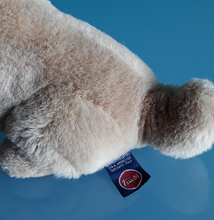 Trudi 10915 Peluche Vedova Nera 19 Cm - Insetto Realistico Con Carta D'Identità, Progettato In Italia