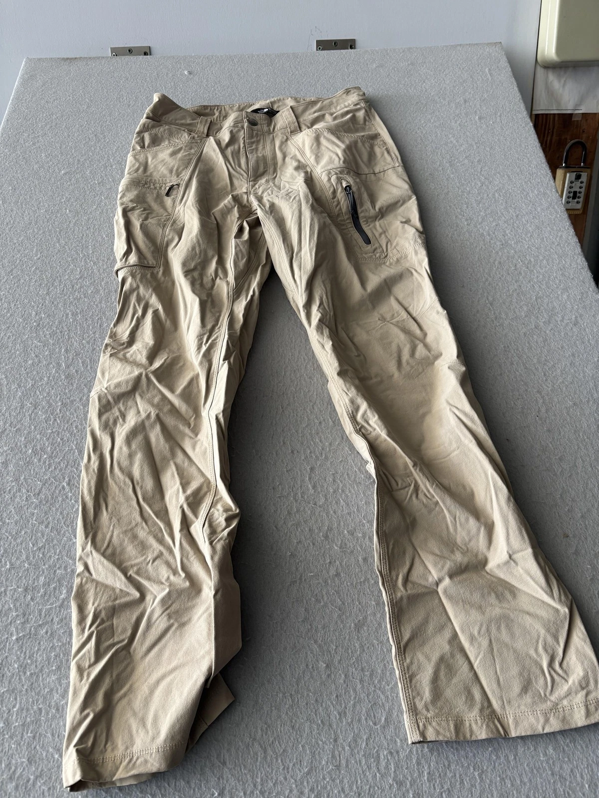 The North Face Pants Mens 30 Beige Cargo Nylon Stretch Hiking Outdoor Travel