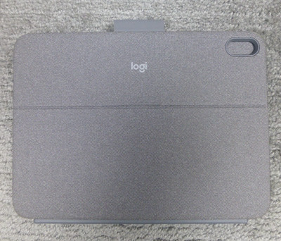 Logi Logitech Combo Touch Keyboard Case Wireless Grey Cloth iPad 10th Gen
