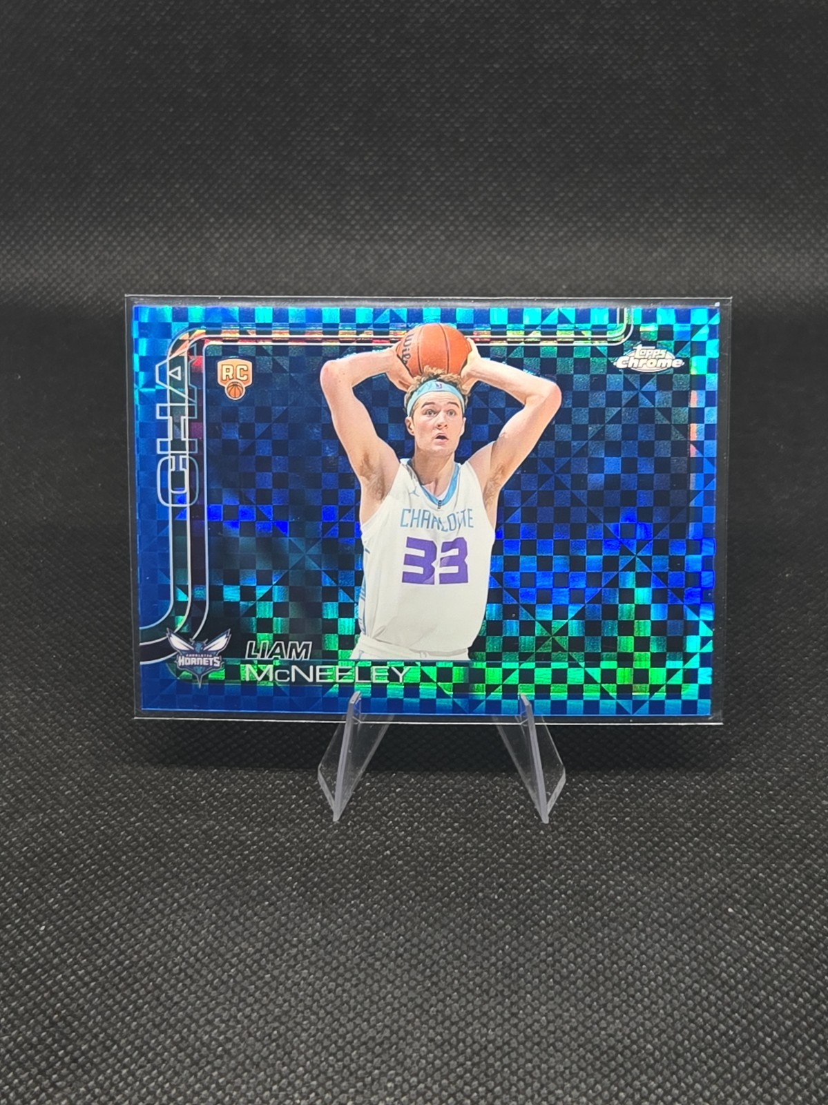 2025-26 Topps Chrome Liam McNeeley Blue X-Fractor Rookie RC #279 Hornets 