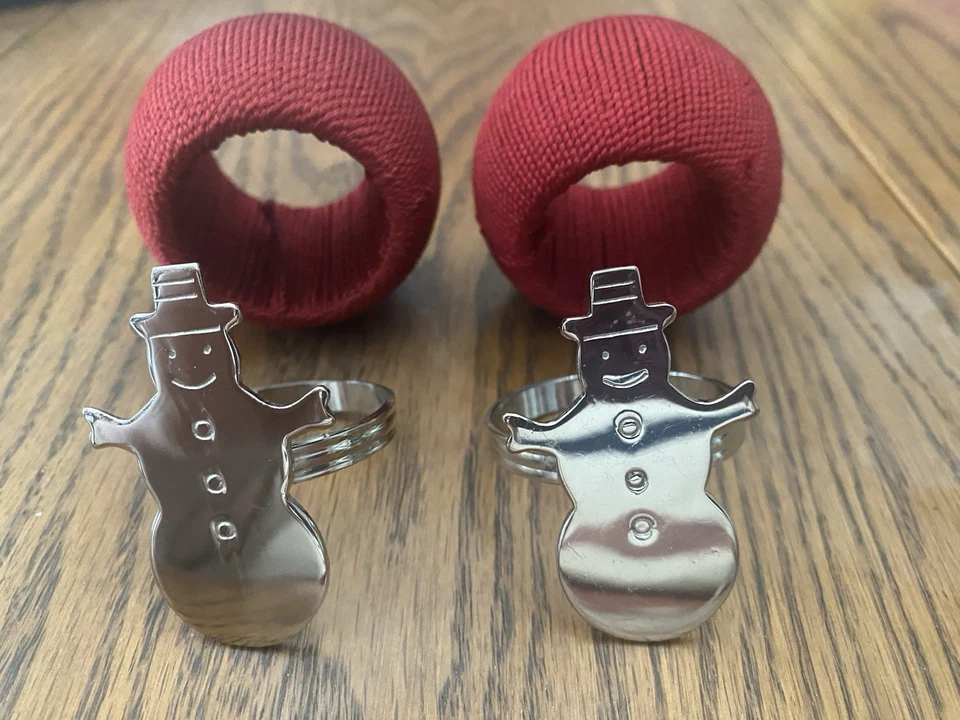 Juego de cuatro anillos porta servilletas de Navidad 2 muñecos de nieve y 2 rojos Foto 2 de 2