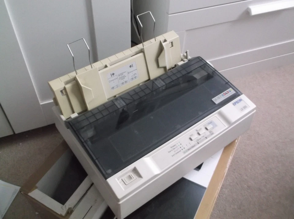 Epson LX300 Colour/Black 9 pin Dot Matrix Printer #1(fully tested) 240v. - Image 2 of 4