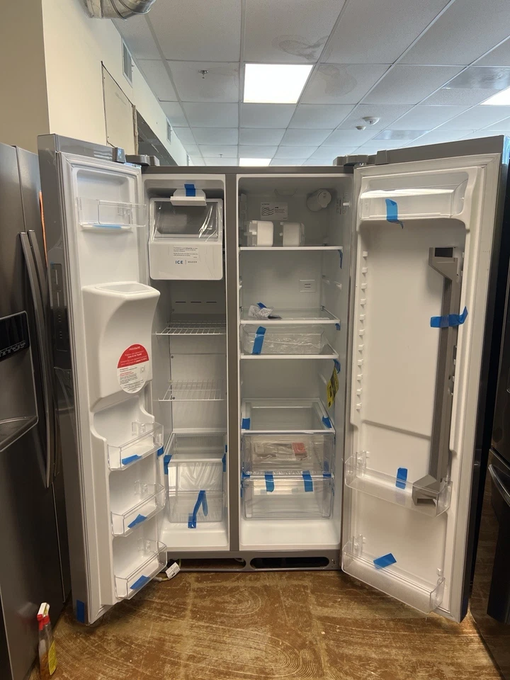 Número de modelo de refrigerador Frigidaire FRSS2623AS Foto 2 de 2