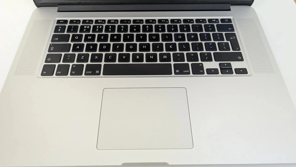 Apple MacBook Pro 15" 2012 · i7 · 8GB · 256GB, photo 2 of 5