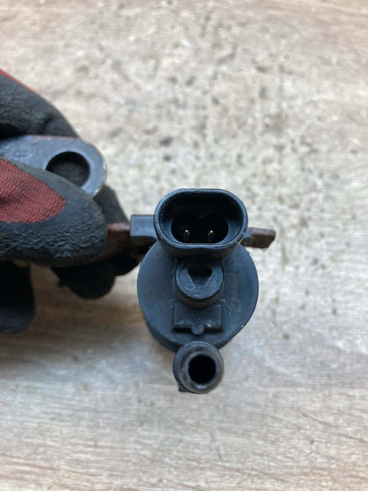 1997278 Saab Vacuum pump Solenoid Control Valve Delphi - Image 4 of 4