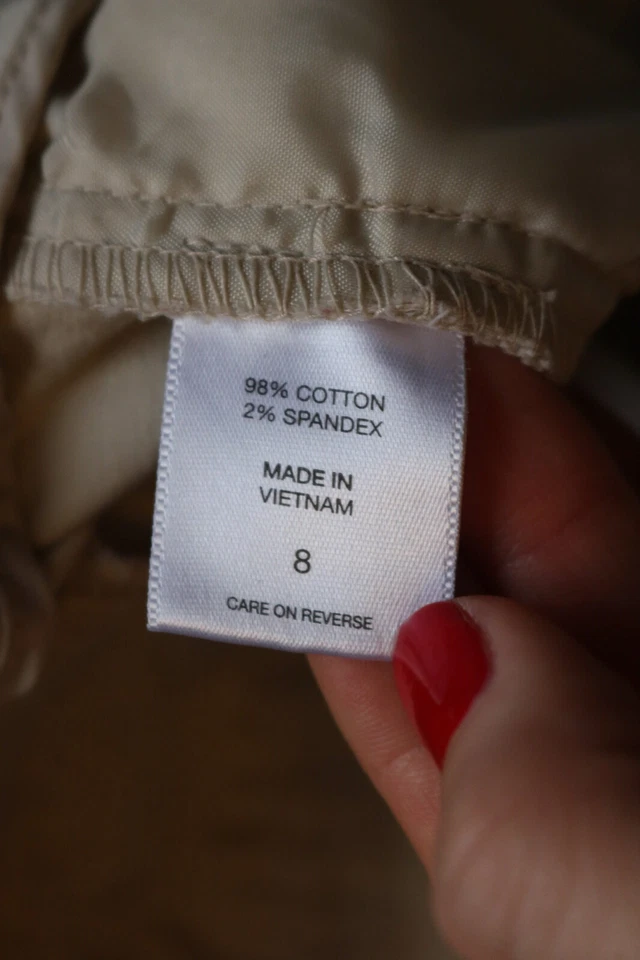 Bermuda Bermuda Feminina 7th AVENUE NEW YORK & CO. Bege Tamanho 8 - Imagem 4 de 4