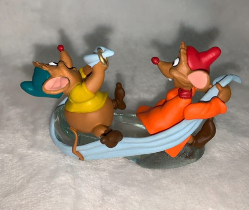 New 1997 Hallmark Disney Cinderella Gus & Jaq Mice With Glass Slipper Ornament - Picture 5 of 16