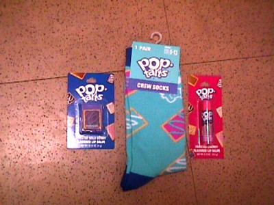 Kellogg's POP TARTS Frosted Berry + Cherry LIP BALM, 1 pr SOCKS iconic ad logo