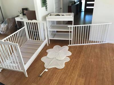 baby cot with changing table