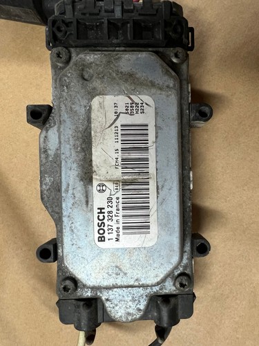Mercedes A/C Fan Motor With Control Unit Bosch 1137328230 - Picture 2 of 3
