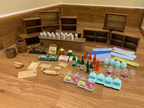 Sylvanian families calico critters boxed vintage village store 100% immaculate - Picture 11 of 11