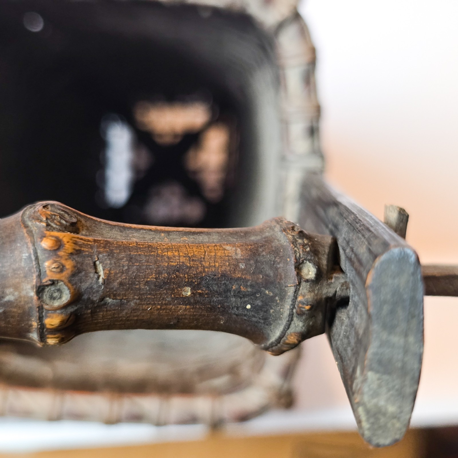 Antique Japanese Bamboo Ikebana Basket w/ Handle Meiji Taisho Ribbed Slat Form