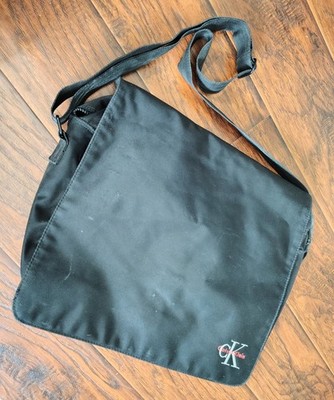 バッグ vintage old  messenger bag Y2K Vintage Calvin Klein CK black messenger bag Y2K 90s era Travel