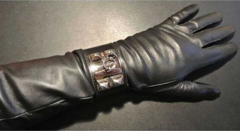 Authentic HERMES Long Gloves Black Leather Hardware Silver Buckle Women's - Image 4 of 4