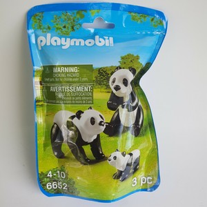 playmobil panda family