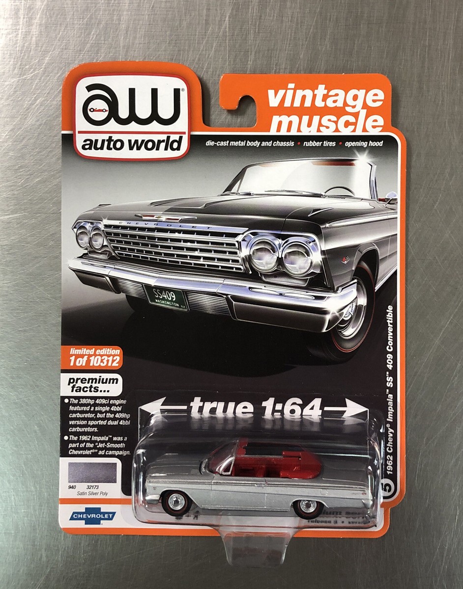 AUTO WORLD PREMIUM 1962 CHEVY IMPALA SS 409 CONVERTIBLE SILVER VINTAGE  MUSCLE