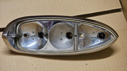 VW 1500/1600 Typ 3 Rücklicht Lampenträger #2