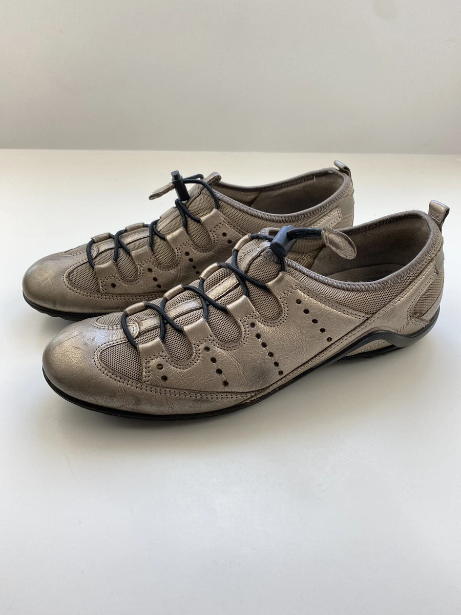 Ecco light sales shoes womens silver