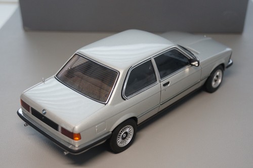 1:18 BMW 3er 3 series 323i silber silver 1975-1983, Autoart, dealer model rare! - Bild 6 von 17