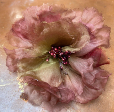 vtg millinery 1960s flower 5'' green rouge hand rolled organza 1pc made in USA