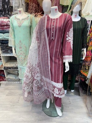 Damen Asiatische Stickerei Weiche Baumwolle 3 Teiler Anzug. EID Sonderangebot