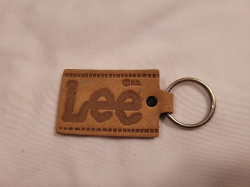 Vintage Lee Jeans Leather Keychain Fob Key Ring - Picture 1 of 2