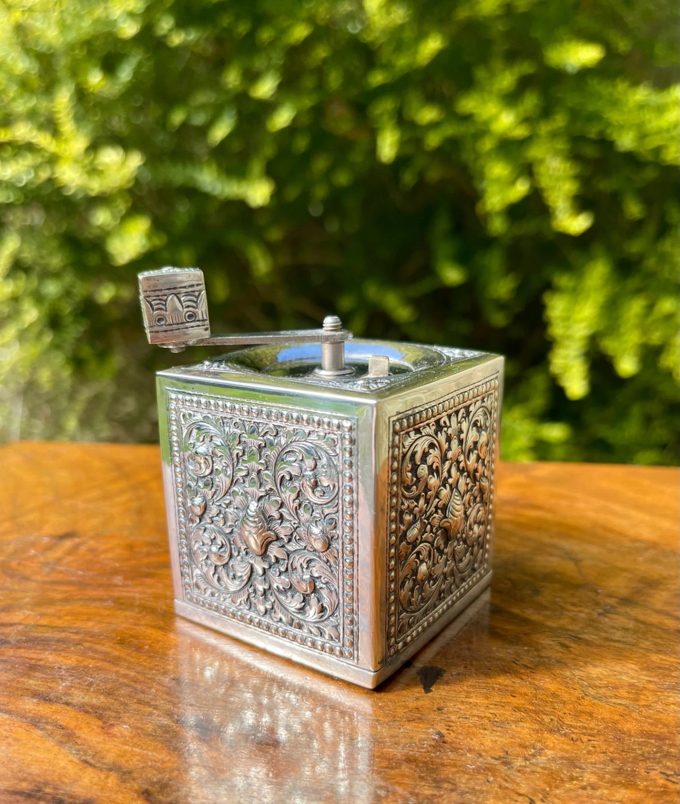 Rare Antique Marlux French .900 Silver Pepper Spice Grinder, Ornate Design
Opens in a new window or