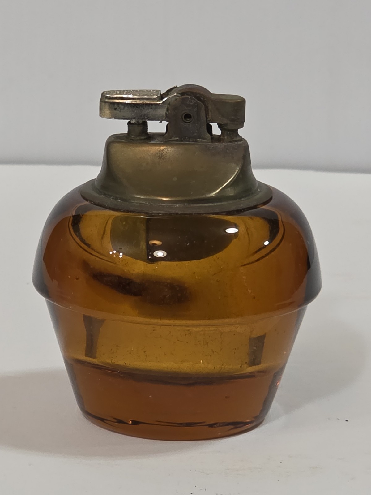 MCM L.E. SMITH Mid Century Vintage Amber Glass Tabletop Lighter
