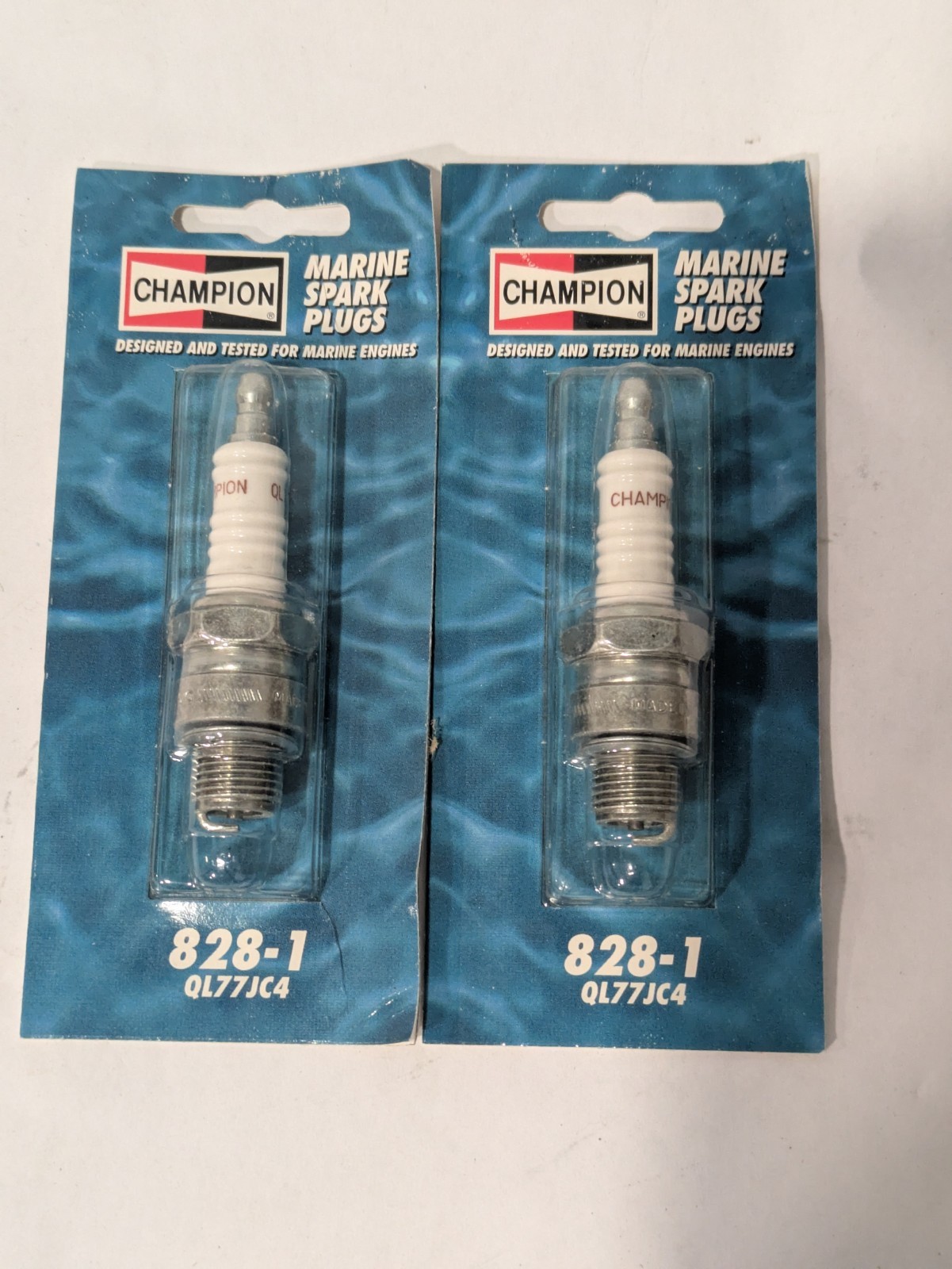 Pair 2 Champion QL77JC4 Marine Spark Plugs 828-1 Copper Plus New Old Stock