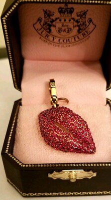 ジューシークチュール　ビーチャーム New Juicy Couture Cherries 🍒 Charm For Bracelet Or Bag. Box