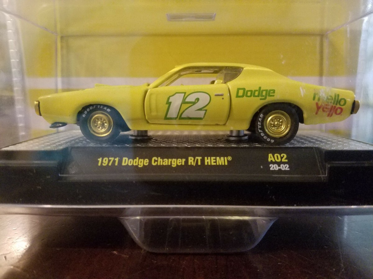 M2 Machines 2020 Mello Yello 1971 Dodge Charger R/T HEMI