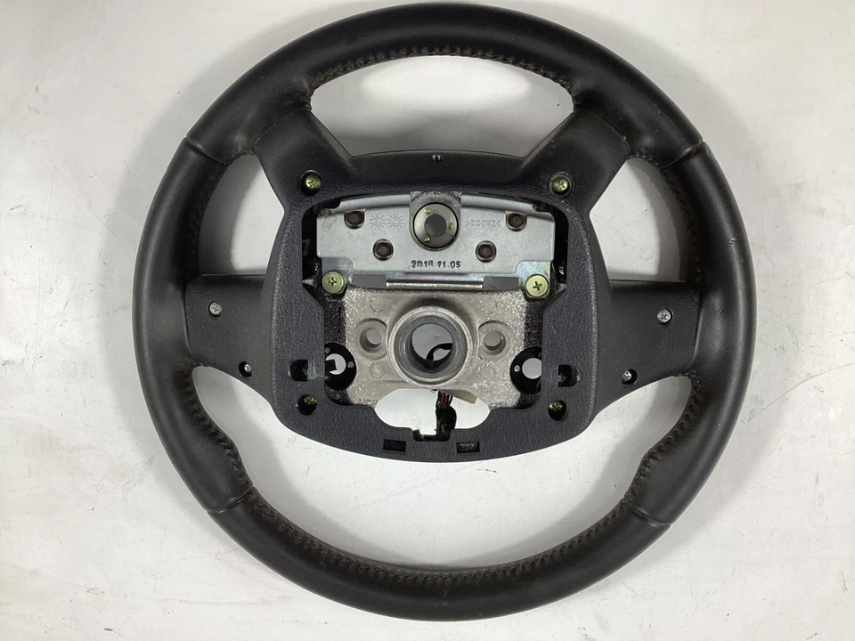 2020-2024 KIA TELLURIDE STEERING WHEEL LEATHER W/ SWITCHES CONTROL OEM . - Image 4 of 4