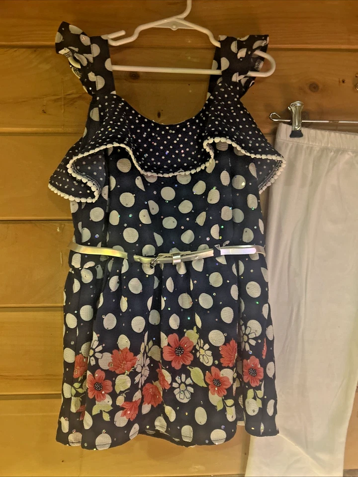 Conjunto de top y pantalón de verano Little Lass Flower talla 10/12 Foto 2 de 4