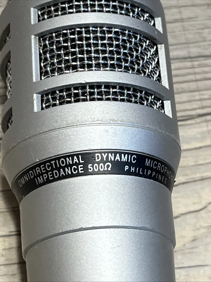 Optimus Omnidirectional Dynamic Microphone Model No. 33-3030 - Image 4 of 4