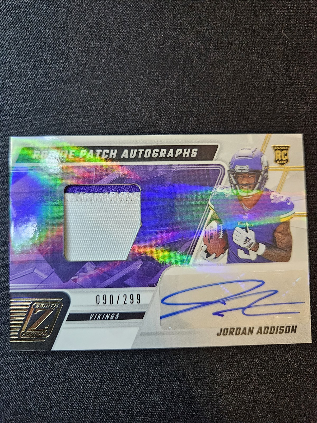 2023 Panini Zenith - Rookie Patch Autographs Jordan Addison #90 /299- Vikings