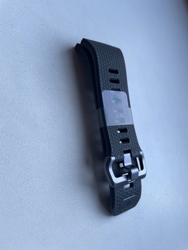 Official Fitbit Ionic Dark Grey Silicon Watch Strap - Small - New In Packaging - Picture 2 of 6