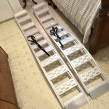 Pair Aluminum Motorcycle Loading Ramps Anti-Slip Portable w/ Straps Silver
